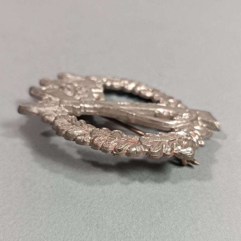 ALLEMAGNE INSIGNE ASSAUT INFANTERIE BADGE DE POITRINE COMBAT ALLEMAND SECONDE GUERRE FABRICANT F & B